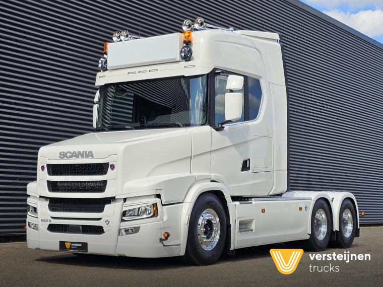 Scania T660 V8 6x4 TORPEDO / HAUBER / SHOW TRUCK